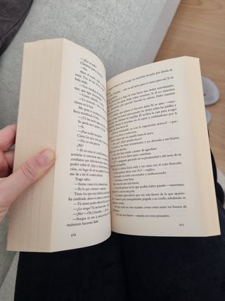 CINCUENTA SOMBRAS MÁS OSCURAS