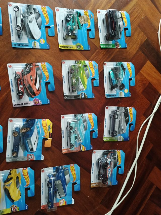 Hot wheels surtido 15 unidades