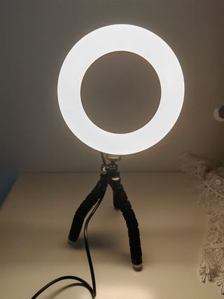 Luce a cerchio con Treppiede