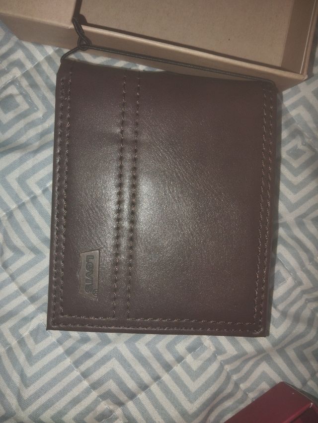 Cartera Levis a estrenar