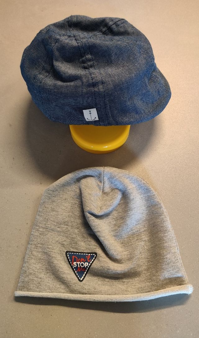 2 cappelli bambino 12/18 mesi
