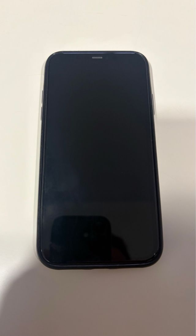 iPhone 11 64GB - Molto curato