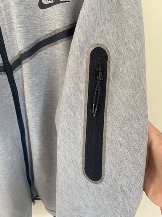 Nike tech gris 