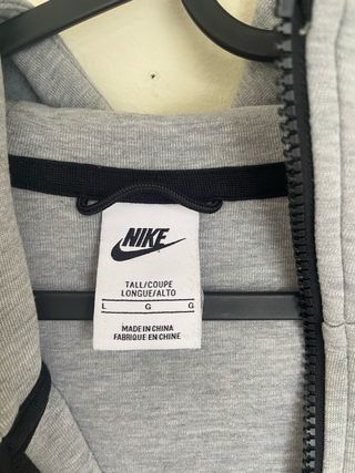 Nike tech gris 
