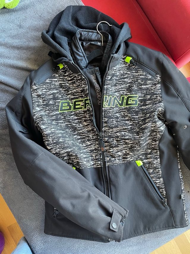 Chaqueta BERING nueva