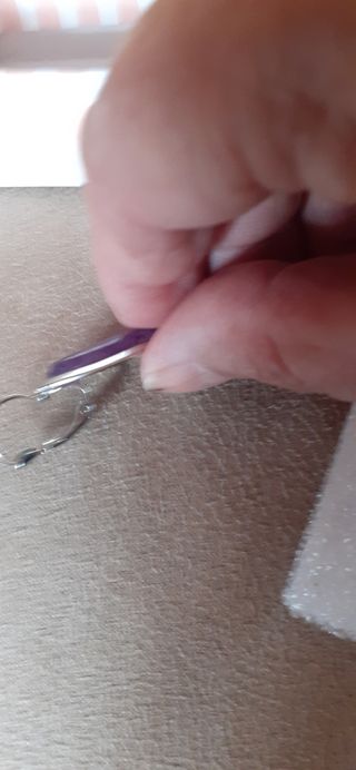 Cadena y colgante de cruz de plata