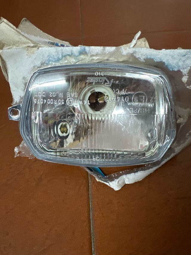 Fanale anteriore per trattore Pasquali