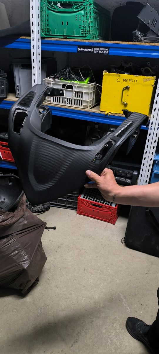 Tapa delantera honda integra 750