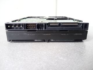 Discos Duros Western y Seagate, 250 y 200GB, SATA