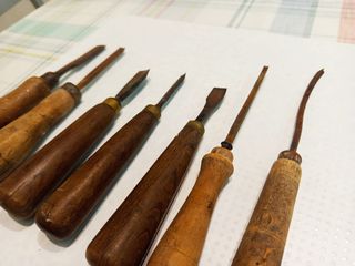 Juego de gubias y formones para madera