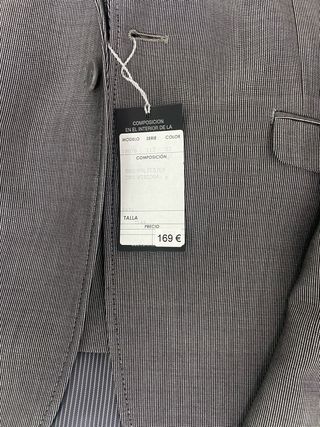 Trajes de novio y padrinos