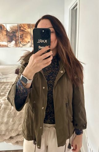 Parka Gabardina verde de Zara talla M