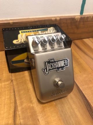 PEDAL DISTORSION MARSHALL JACKAMMER