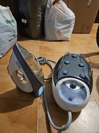 Centro de planchado Delonghi