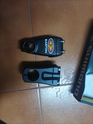 Pack SPD, Potencias descenso y pedales.