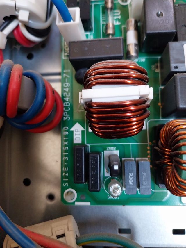 placa o Split suelo techo daikin