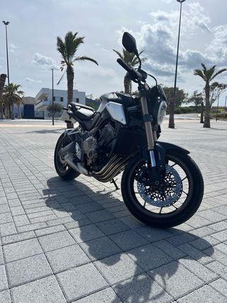 HONDA CB650R 2019