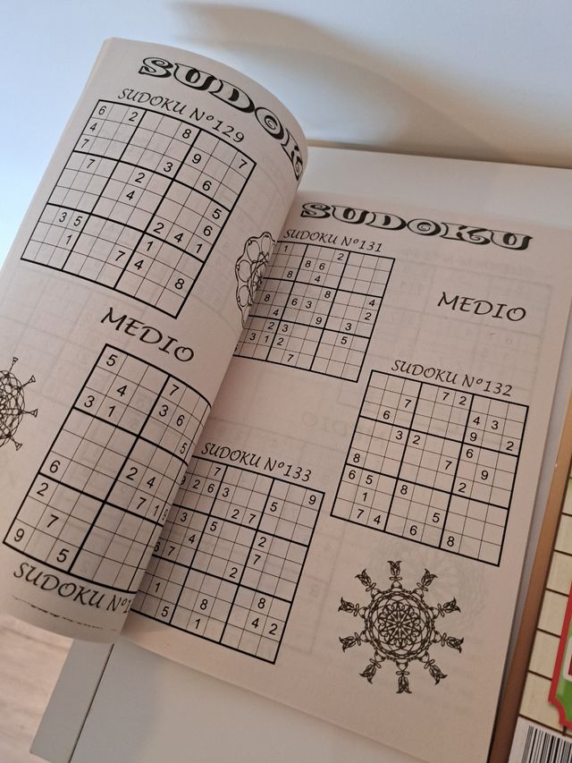 Pack autodefinidos y pasatiempos