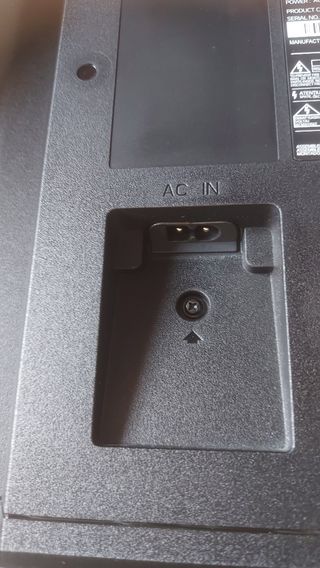 TV LG 32' Modelo: 32LG590U Avariada