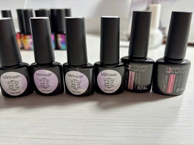 Kit esmaltes de uñas y varios utensilios de uñas