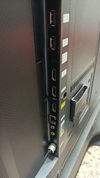 Televisor Smart TV 40 pulgadas