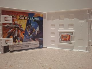 Pokemon Sol Edición Especial con Steelbook 3DS