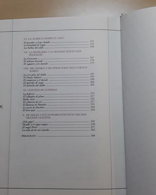 Cuentos a la luz de un candil (Spanish Edition)