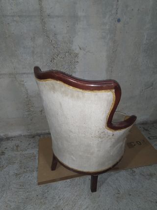 Silla o sillón para restaurar
