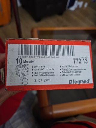 Enchufes y Marcos Mosaic