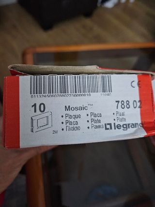 Enchufes y Marcos Mosaic