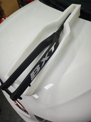 OFERTA horquilla 27.5 táper Carbono