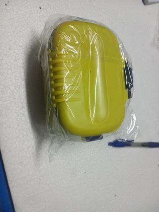 Caja para cebo de pesca .