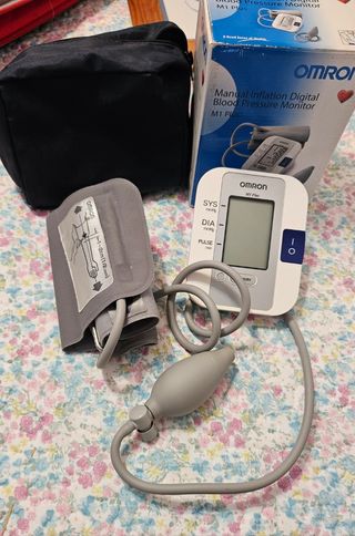 Tensiómetro de brazo digital