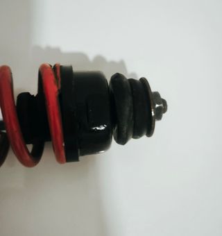 Amortiguador Vespa GTS delantero. Suspensión