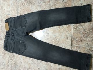Pantalón niño.