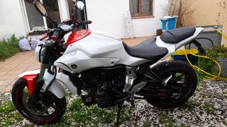 Yamaha MT07 2015