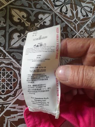 Cappellino da donna Armani junior