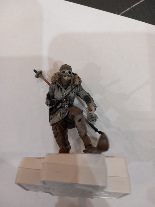 ESQUIADOR DEL JUEGO BATTELFIELD GRAN DETALLE