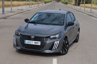 Peugeot Allure 208 Automático Hybrid 2024