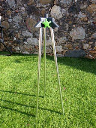 Trípode ducha jardín