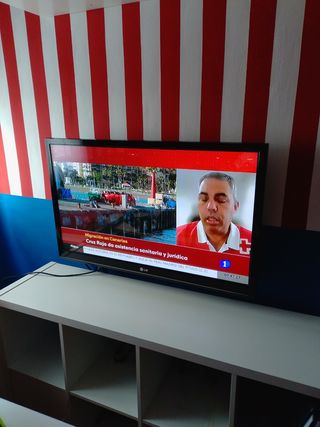 Televisor LG 42" HD