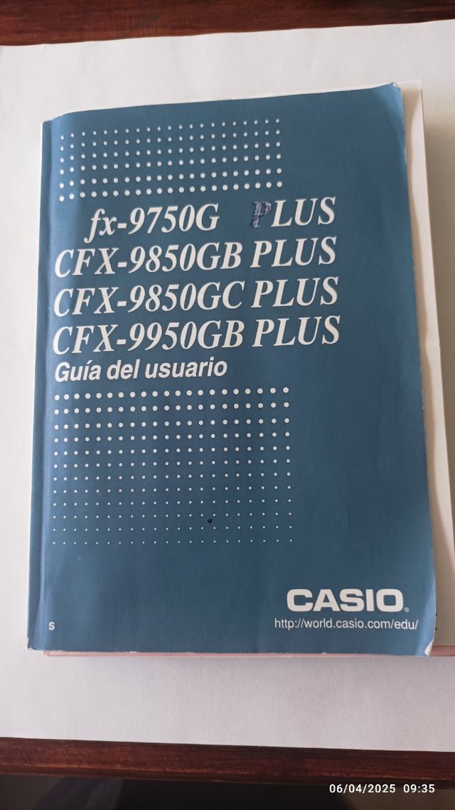 Calculadora gráfica FX-9750GPlus. CASIO