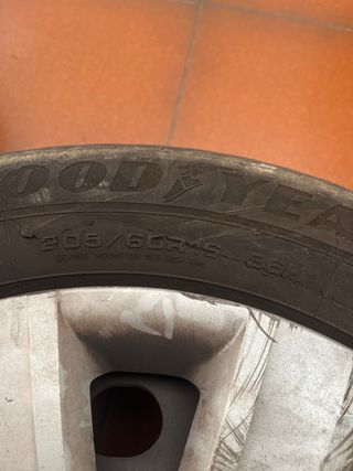 Neumáticos Invierno Goodyear 205/60R16