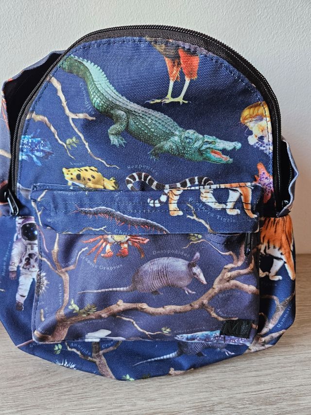 Mochila escolar pequeña fondo marino