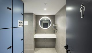 Oficina en alquiler en Port en Badalona