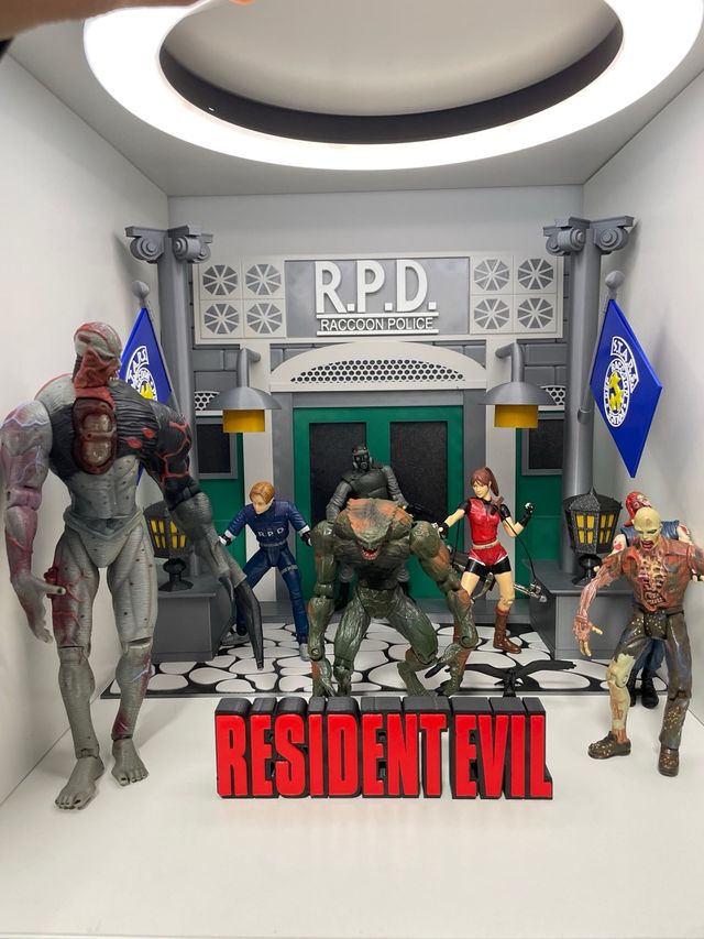 Figuras Toy biz Resident evil, (listados debajo)