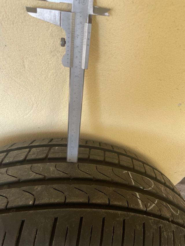 Cerchi in alluminio x auto media cilindrata