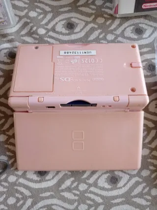 Nintendo DS lite
