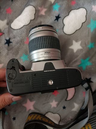 Cámara de fotos Nikon F55