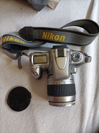 Cámara de fotos Nikon F55
